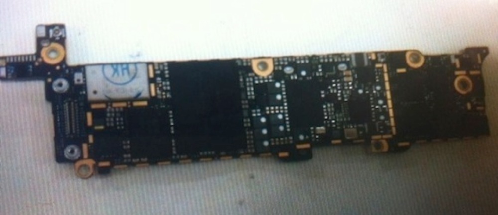 Iphone 2012 logic board no shield back
