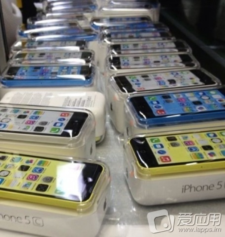 Blue white yellow iphone 5c packaged