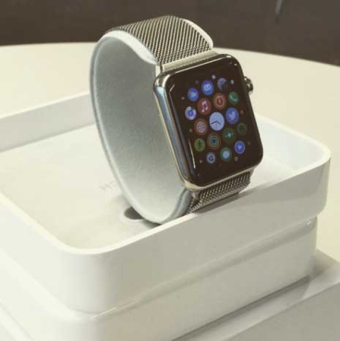 applwwatchpak.jpg Applwwatchpak