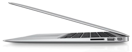 Apple、教育機関向けに「MacBook Air」を販売
