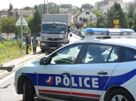 フランスでApple製品を積んだトラックが襲撃される
