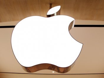 Apple sign logo grand central apple store opening december 9 2011 bi dng