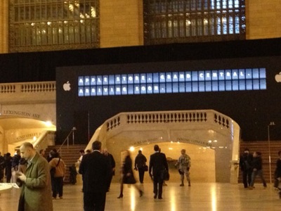「Apple Store, Grand Central」に&#8221;Arriving Soon&#8221;の表記