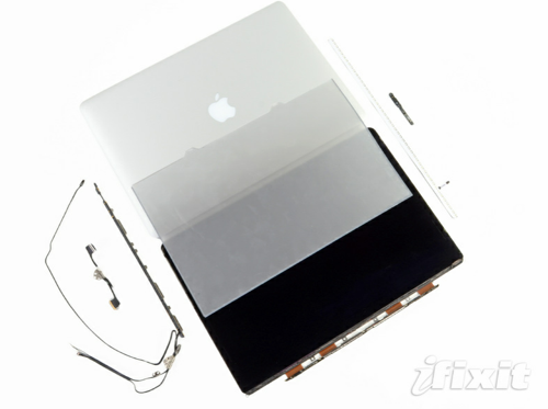 iFixit、「MacBook Pro Retinaディスプレイモデル」のディスプレイ部分のバラシレポートを公開