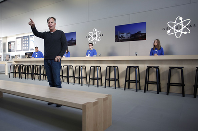 Apple、Apple Retail Store担当ヴァイスプレジデントRon Johnson氏が退社