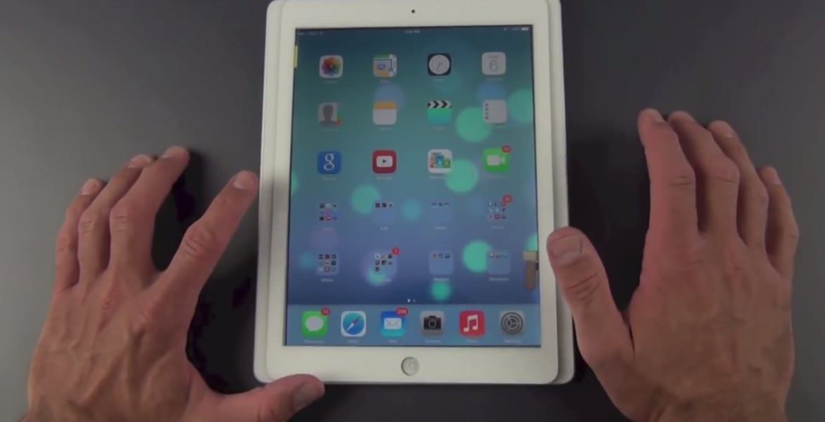 「iPad(第5世代)」と「iPad mini(第2世代)」の筐体パネルのより詳細な現行モデルとの比較ムービー