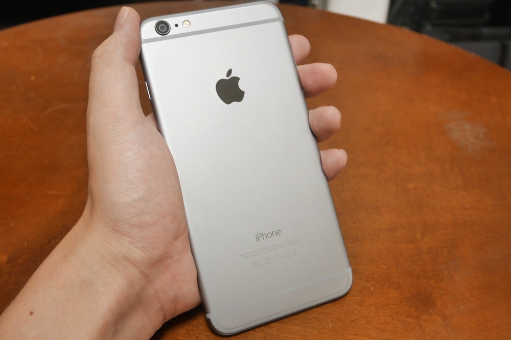 【レビュー】やはり大きい!? 5.5インチディスプレイを搭載したSIMフリー「iPhone 6 Plus」をチェック