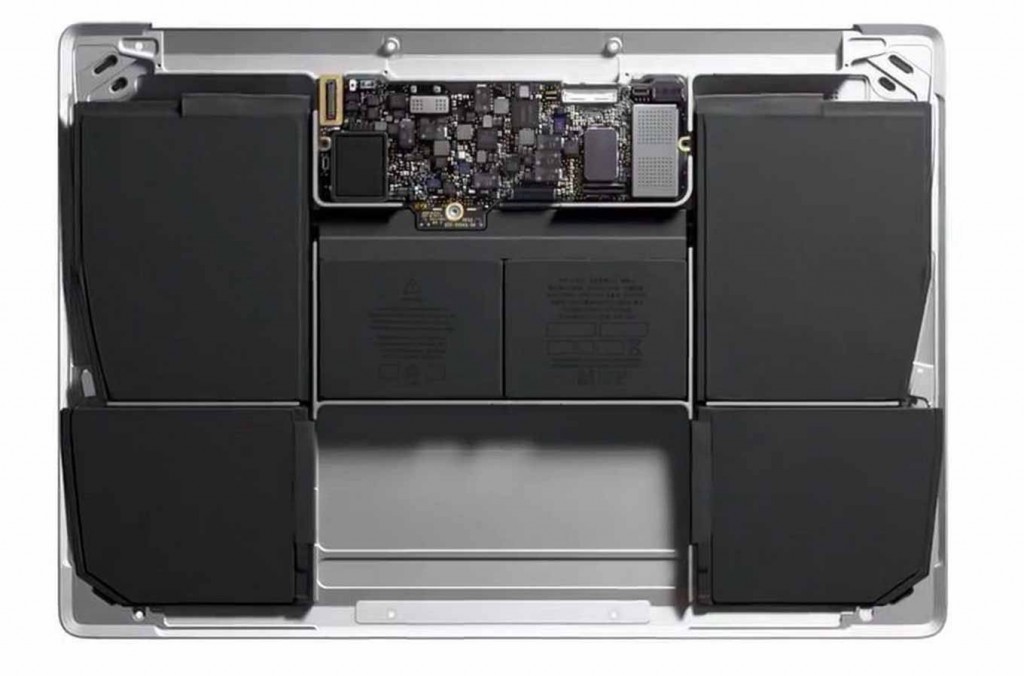 12インチ「MacBook」のロジックボードの大きさは「iPhone 6」の約2倍