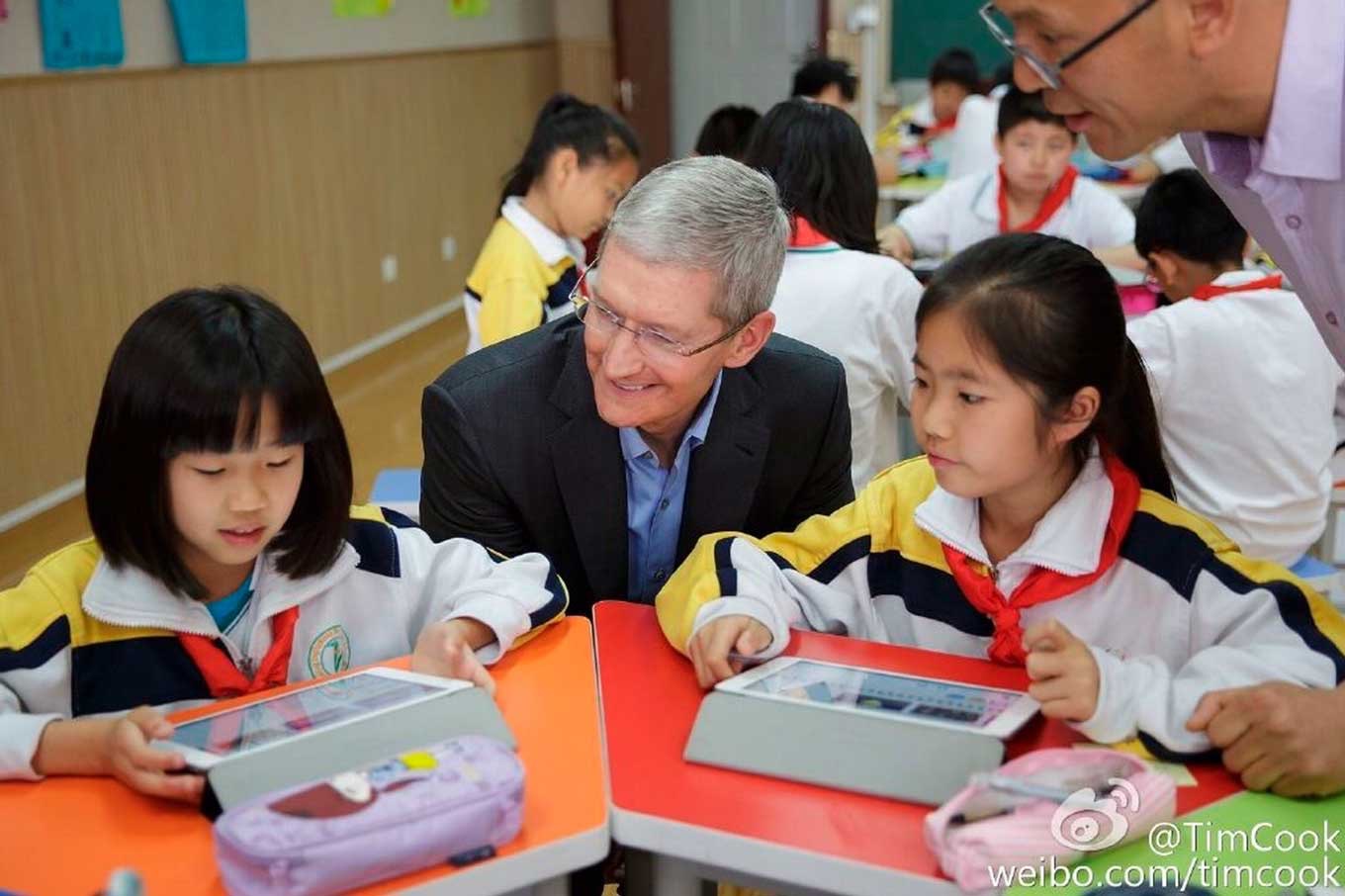 Tim Cook CEO、Weiboで中国への訪問の様子を写真付きで多数公開