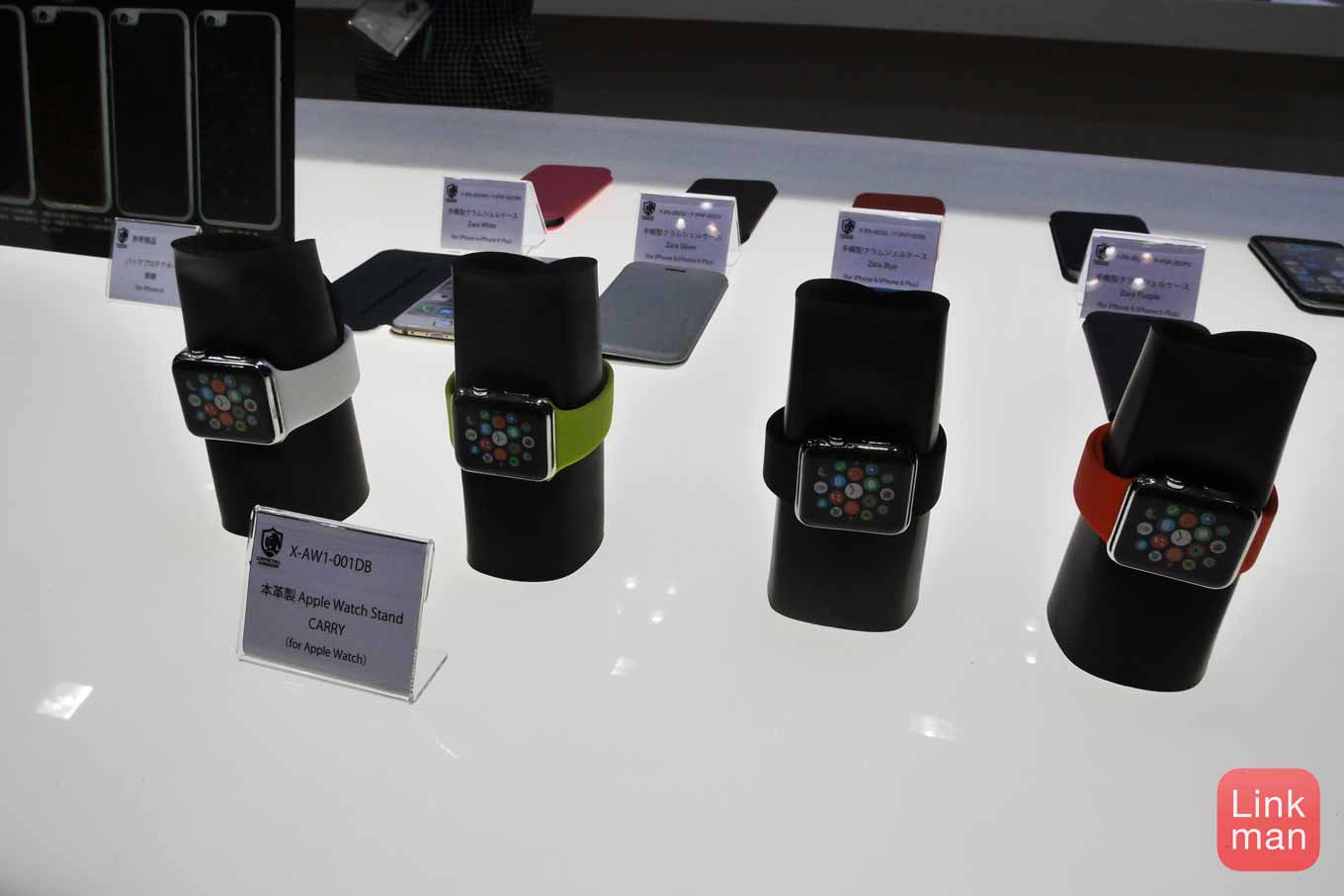 ギフトショー秋2015レポート：アピロス、本革製の「Apple Watch」スタンドや「iPhone」ケースなどを展示