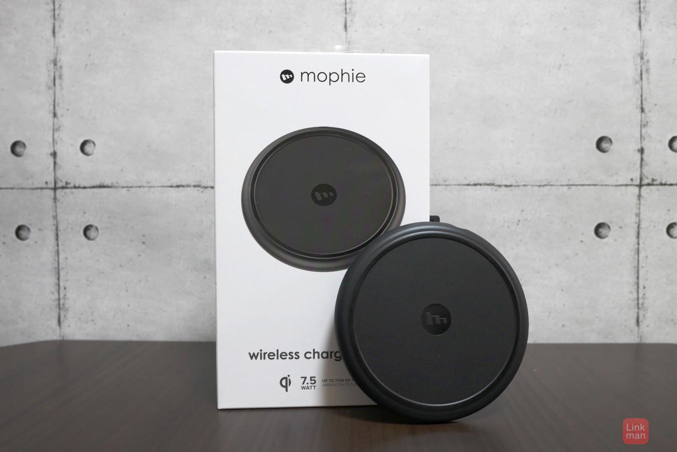 【レビュー】mophie、iPhone X/8/8 Plusの7.5Wワイヤレス充電に対応した「mophie Wireless Charging Pad」をチェック